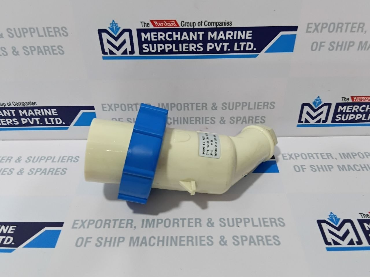 Marine W.T. Plug P12-3B 200-250VAC IP56 16/20A-9h