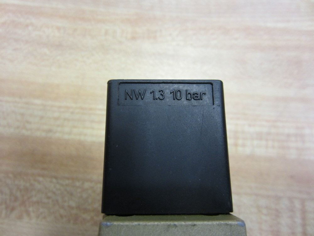 Ross W6577A3401 Pneumatic Valve W/O 1 Coil