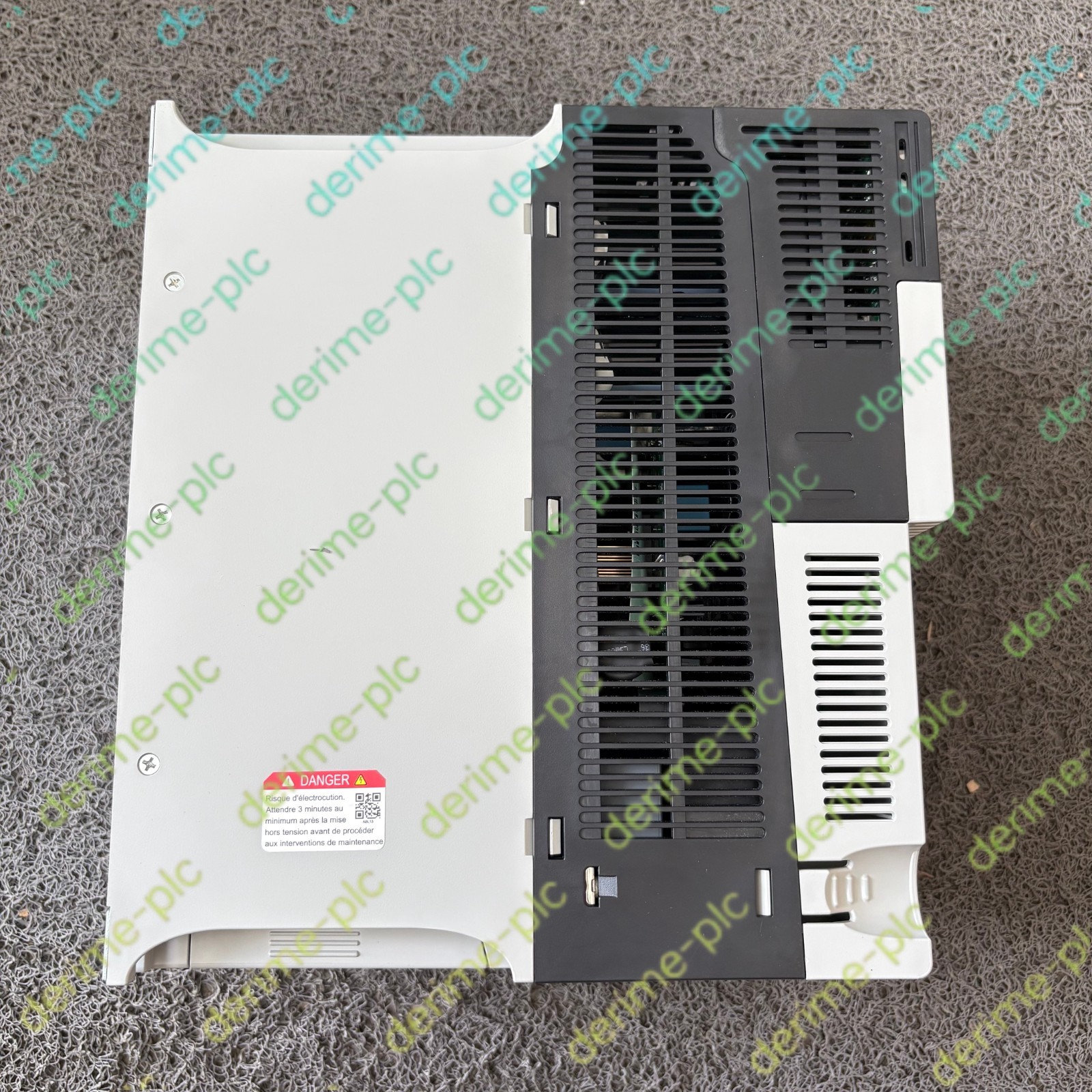 1pcs new Brand 25B-D043N114 Frequency converter