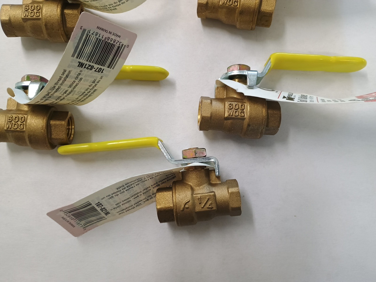 Mueller Ball Valves 1/4″ FNPT 107-821 NL Full Port 9 pcs
