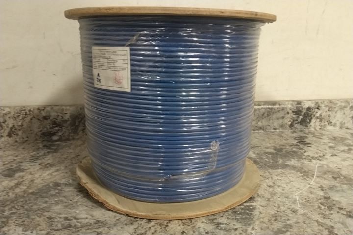 Monoprice 18617 1,000 Ft Cable Length 24 AWG Blue Data Cable