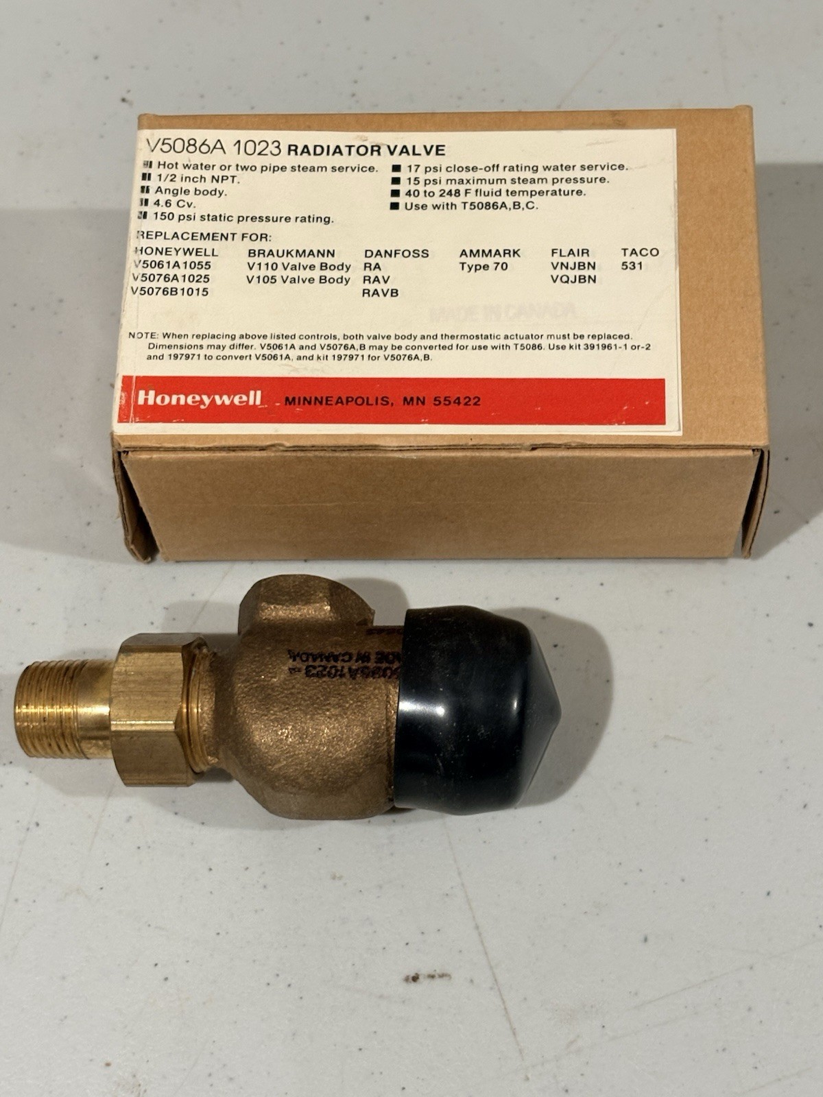 HONEYWELL V5086A-1023 RADIATOR VALVE 1/2″ NPT 90 degree Angle Valve Body Boiler