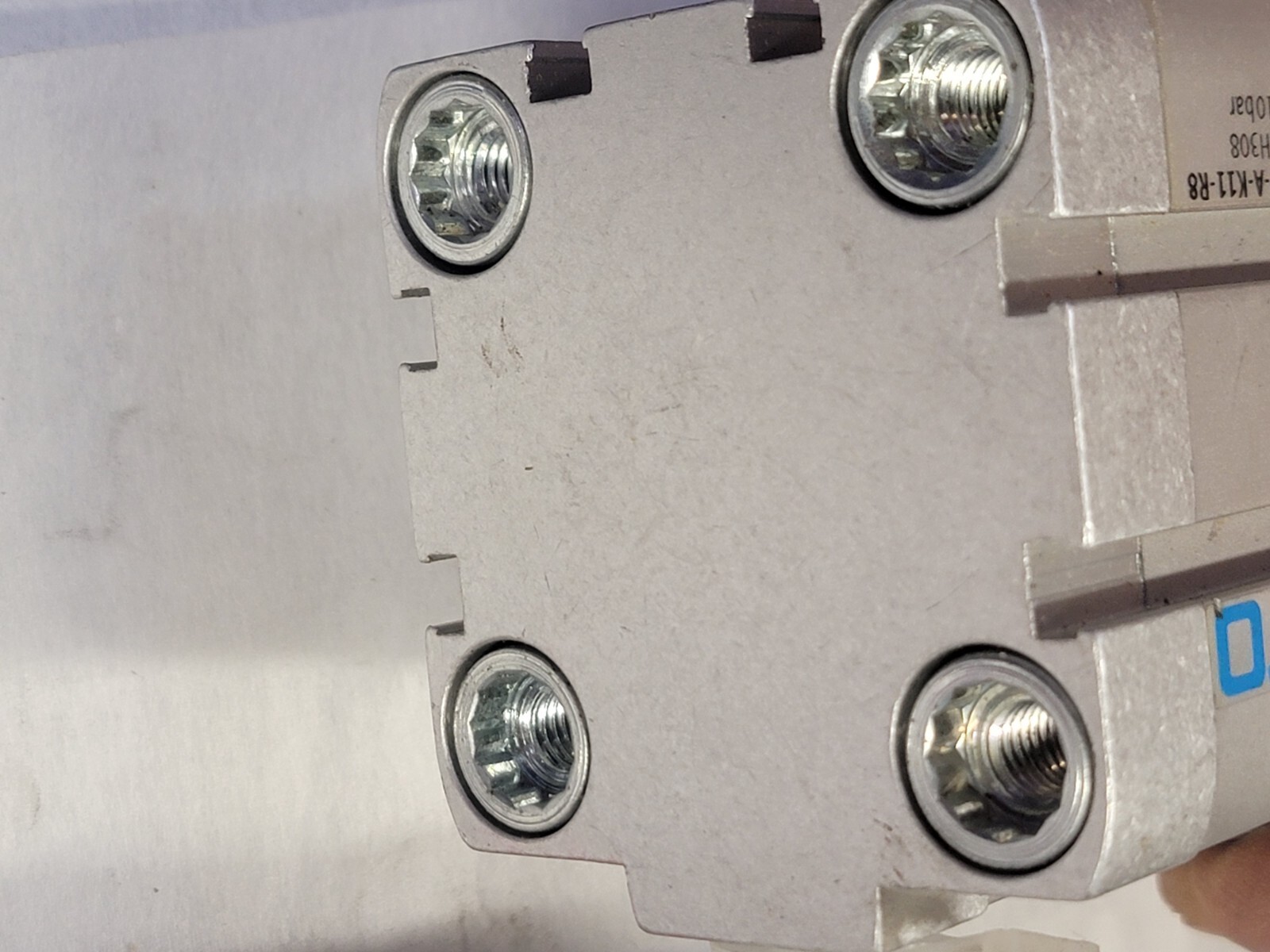 Festo CLR-50-20-L-P-A-K11-R8 90 deg Linear/Swivel Clamp 535500 NOS NO BOX QTY 1