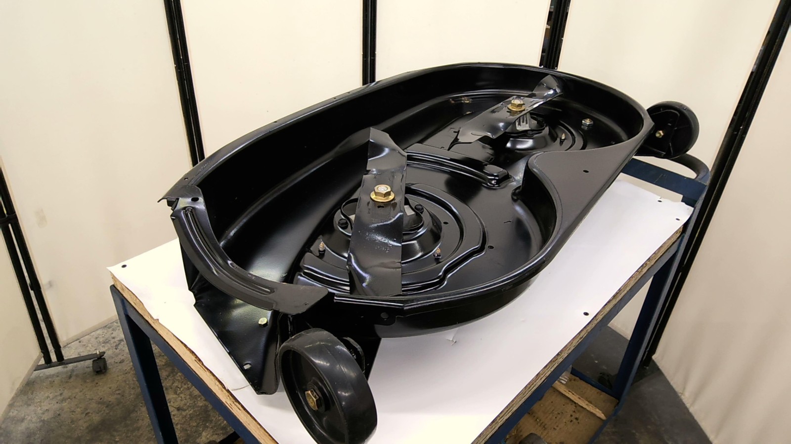 MTD 753-0694-0637 38″ Complete Deck Assembly