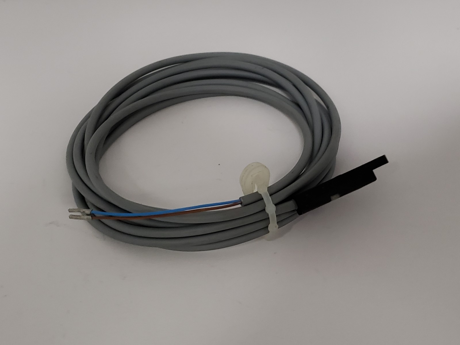 TURCK 4700510 MAGNETIC FIELD SENSOR RECTANGULAR 2 WIRE NNB