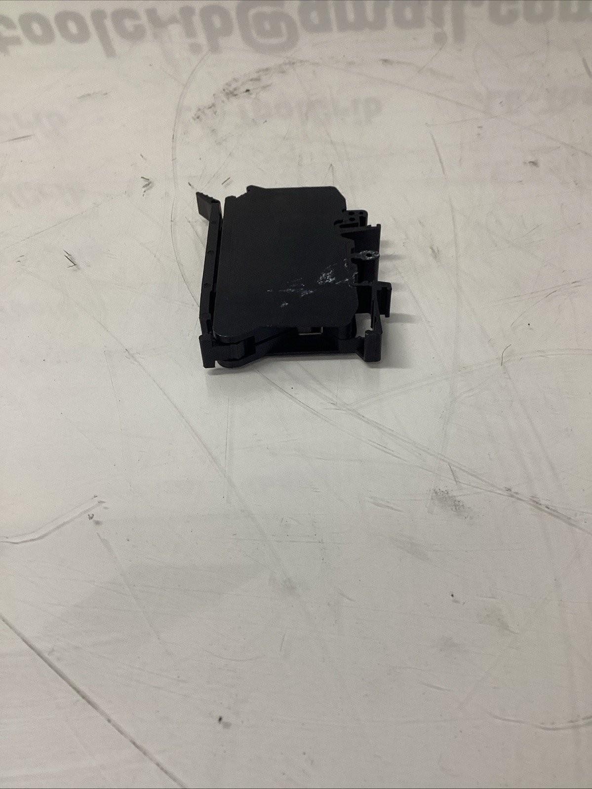 Phoenix Contact Typ UK6,3-HESI 600V 10A Contact Block LOT OF 18 N-130