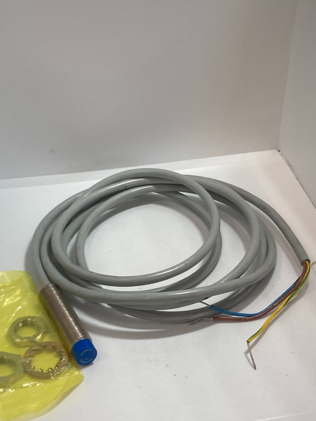 HONEYWELL 923AB2XM-B7T-L PROXIMITY SENSOR 3 WIRE 20-250VAC 12MM NNB