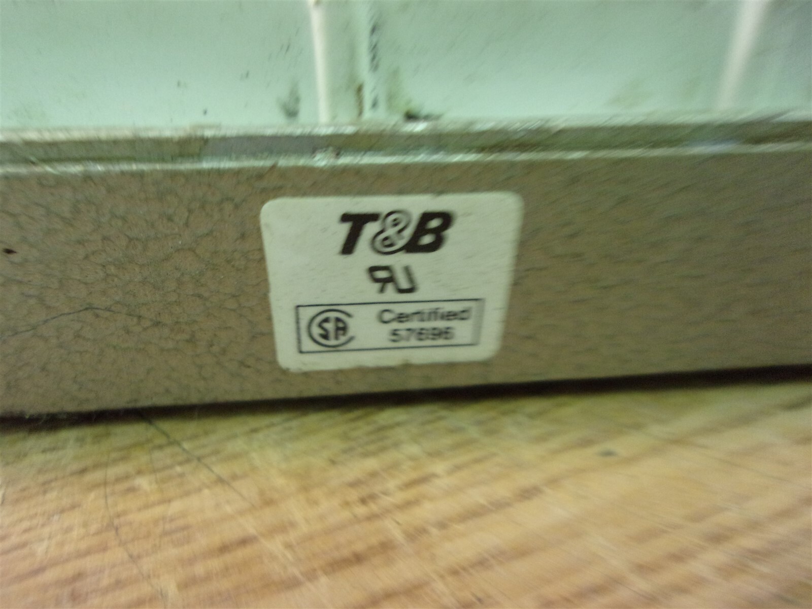 Thomas & Betts 57696 16A 380V 2×4.5″ 24 Pin No Top *FREE SHIPPING*