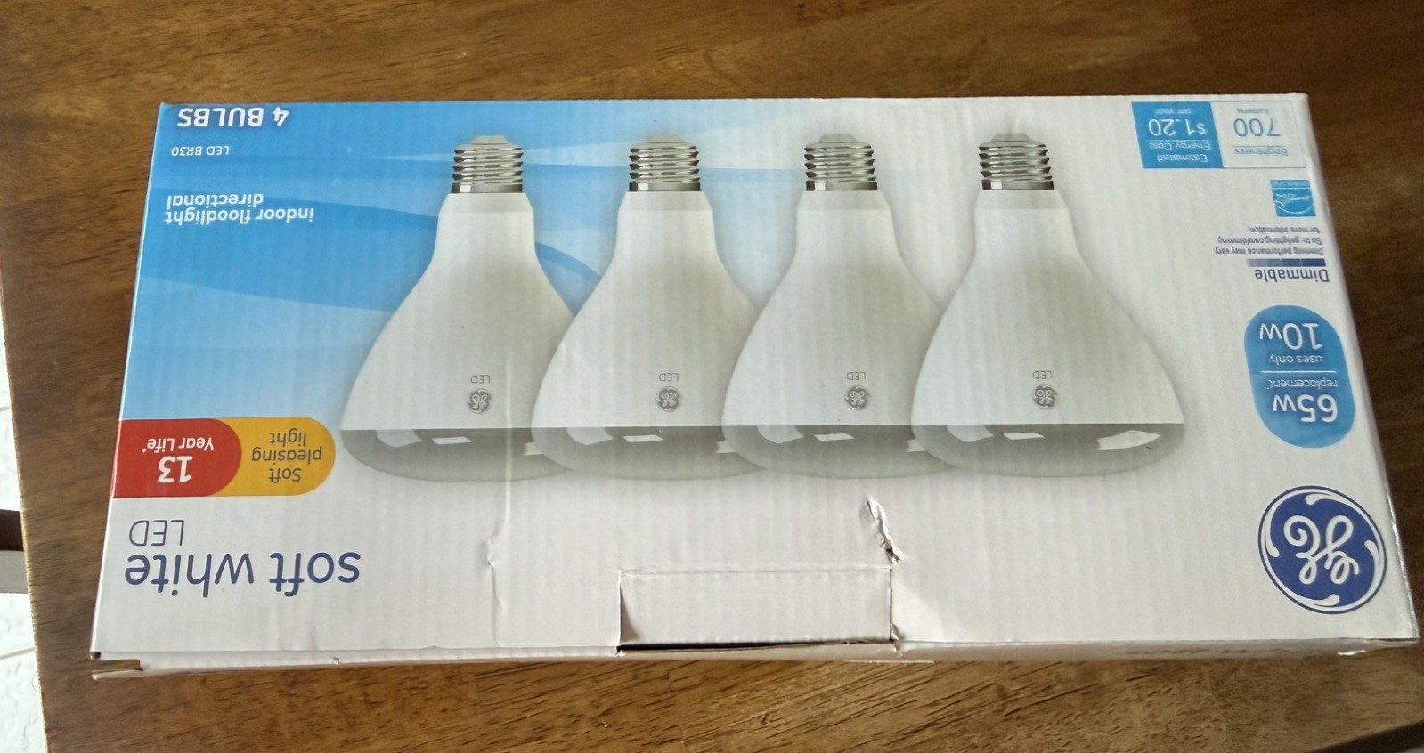 NEW GE Soft White LED BR30 Indoor Flood Light Directional 65w. Box of 4