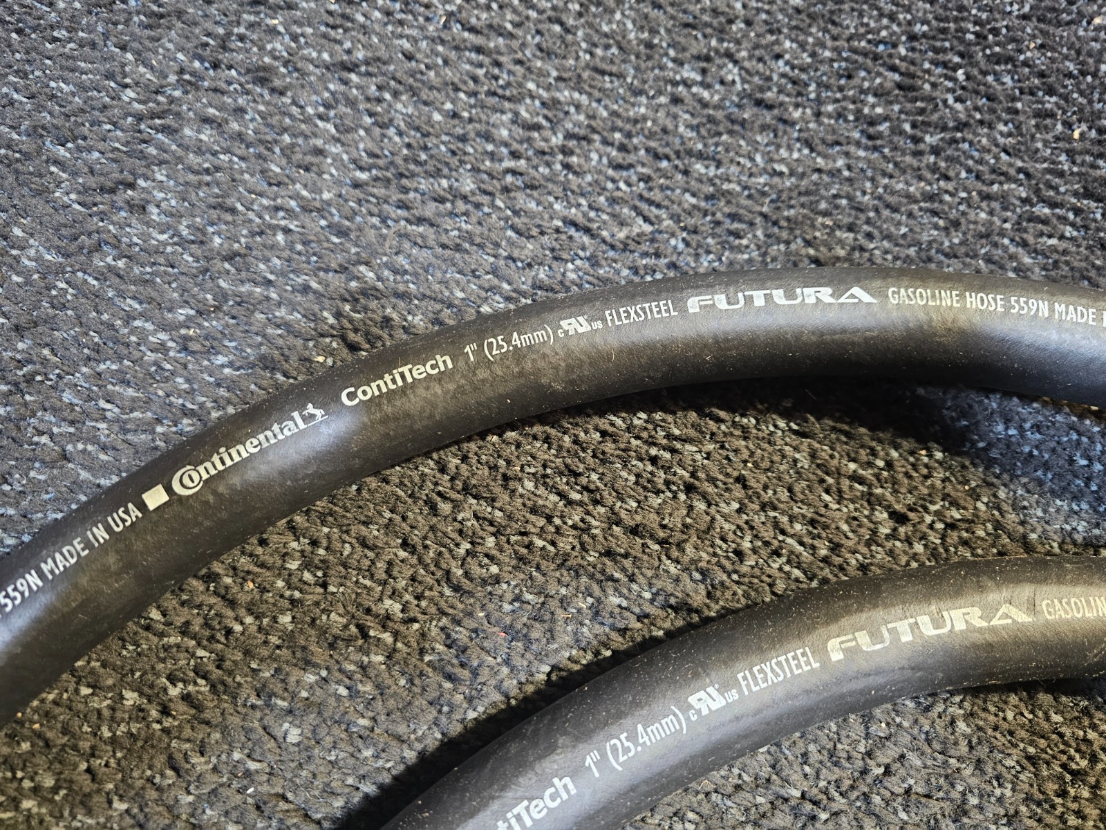 Continental ContiTech 1″ Futura Flexsteel 141″ Length Gasoline Hose w/Fittings