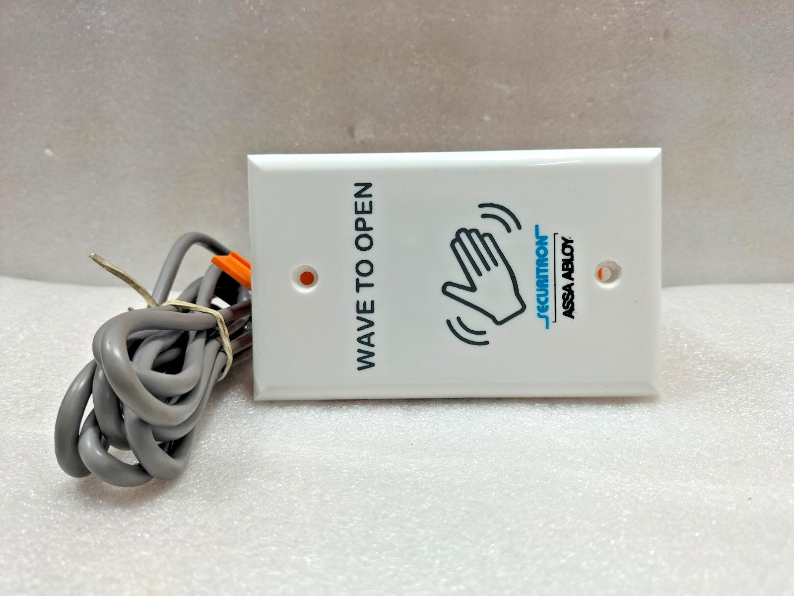 SECURITRON ASSA ABLOY WSS-W1 WAVE SENSE SWITCH WHITE