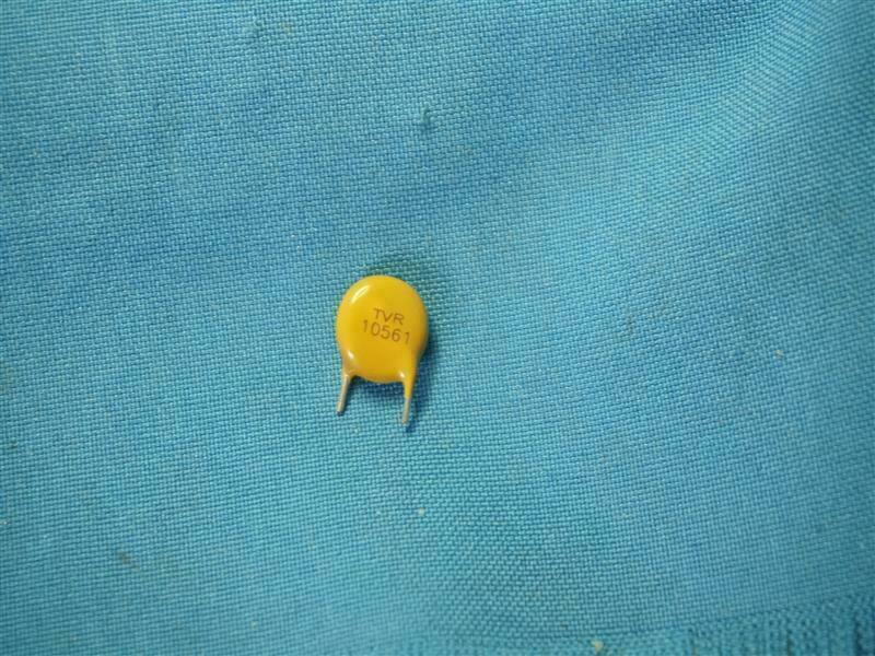 Lot 35pcs TVR 10561 Varistor