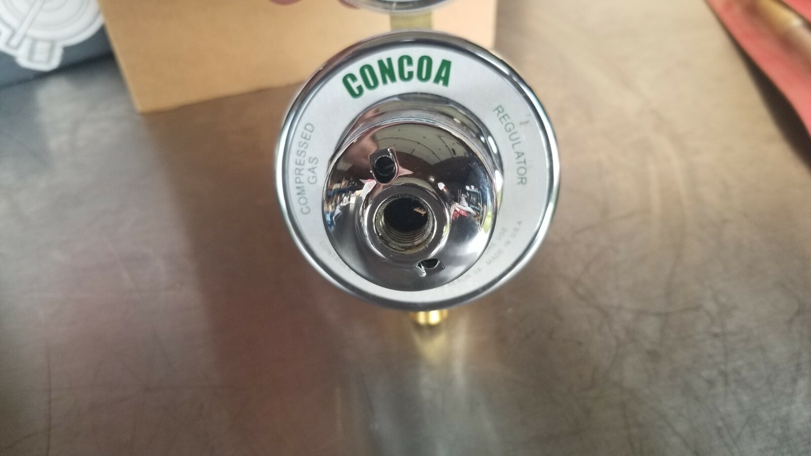 Concoa Single Stage Regulator 8069930-01-1 Oxygen 0-150 PSI CGA 24 New