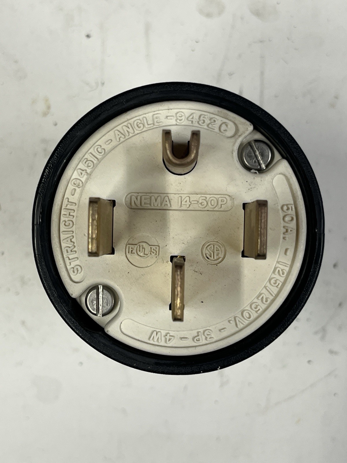 Hubbell Straight 9451C 50A 125/250V 3-Pole 4-Wire NEMA 14-50P Plug Black/White