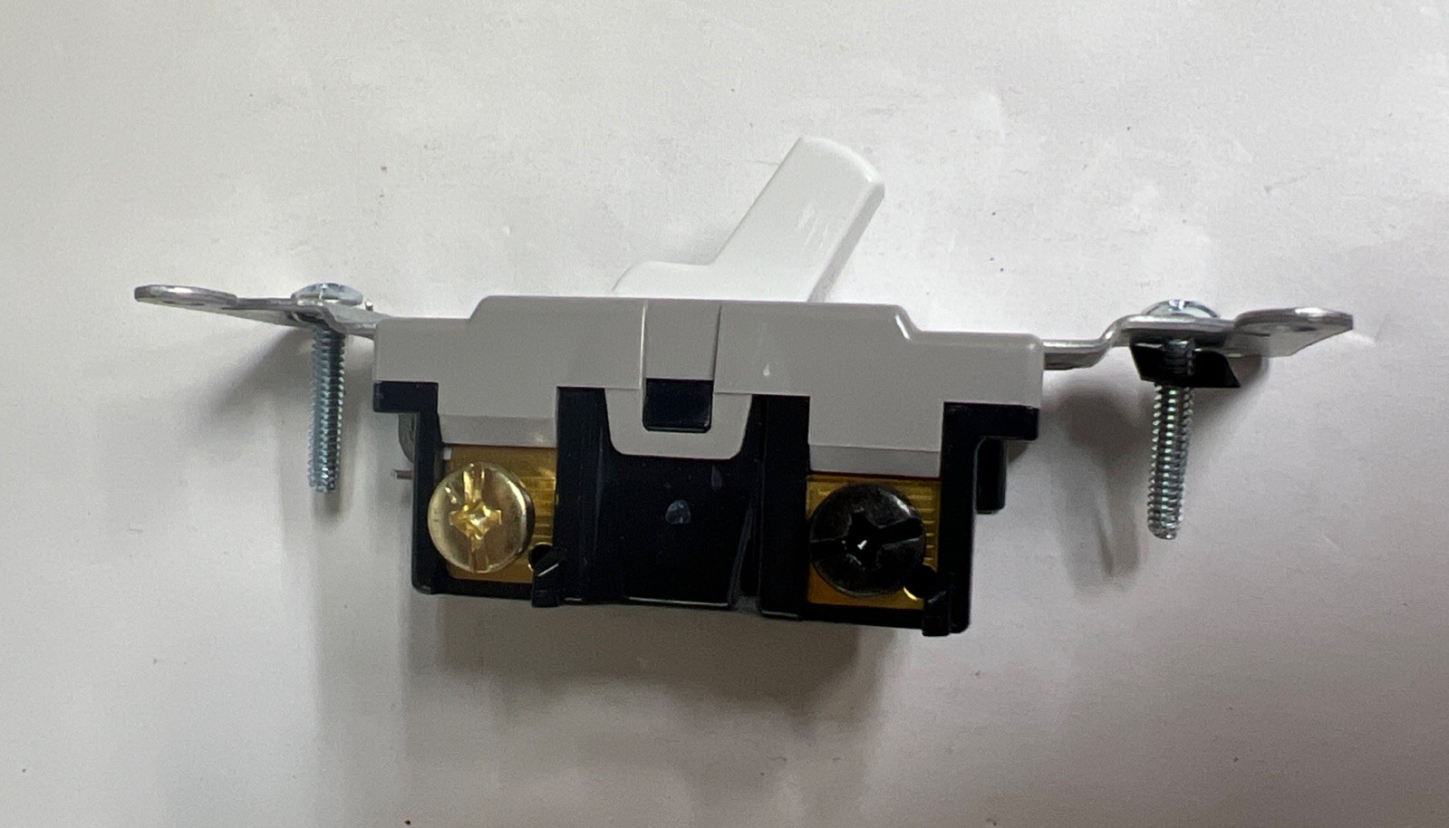 NEW 4X Hubbell CS320W White 3 Way Toggle Switch 20 Amp 120/277 VAC Spec Grade