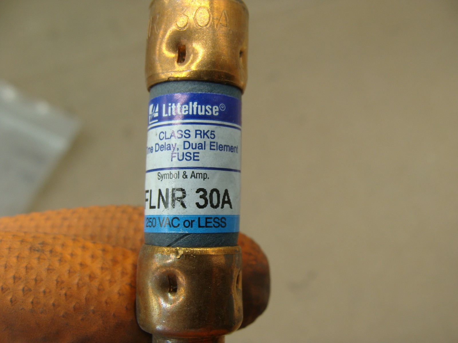 LOT OF 7 LITTELFUSE FLNR 30A CLASS RK5 FUSES 250V TIME DELAY DUAL ELEMENT