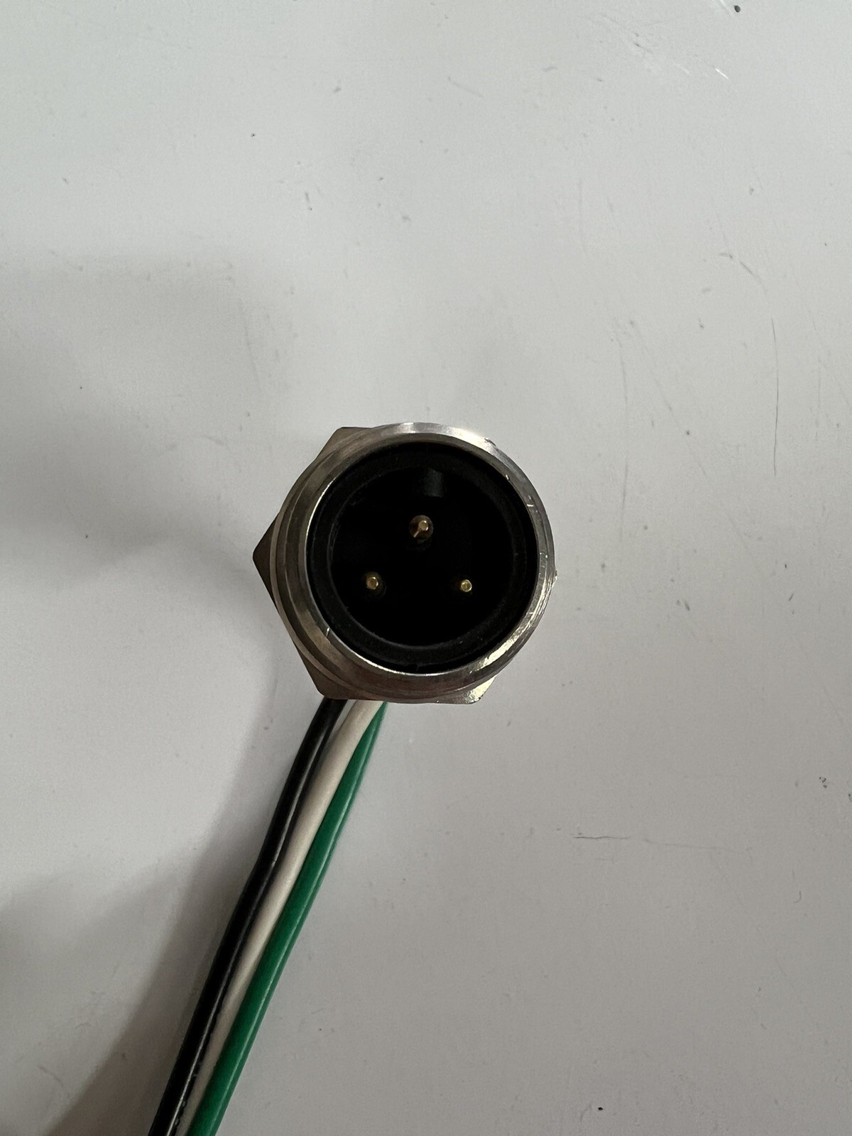New turck bulkhead with 14 ga 120v wires ( Line, N, Ground )
