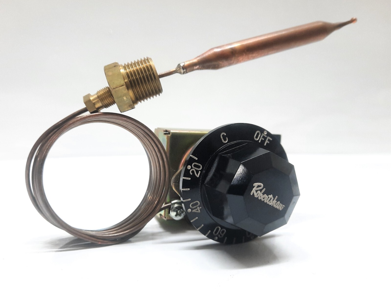 ROBERTSHAW CONTROLS EA3-106-48 05K7 THERMOSTAT RANGE OF 20°C TO 120°C.