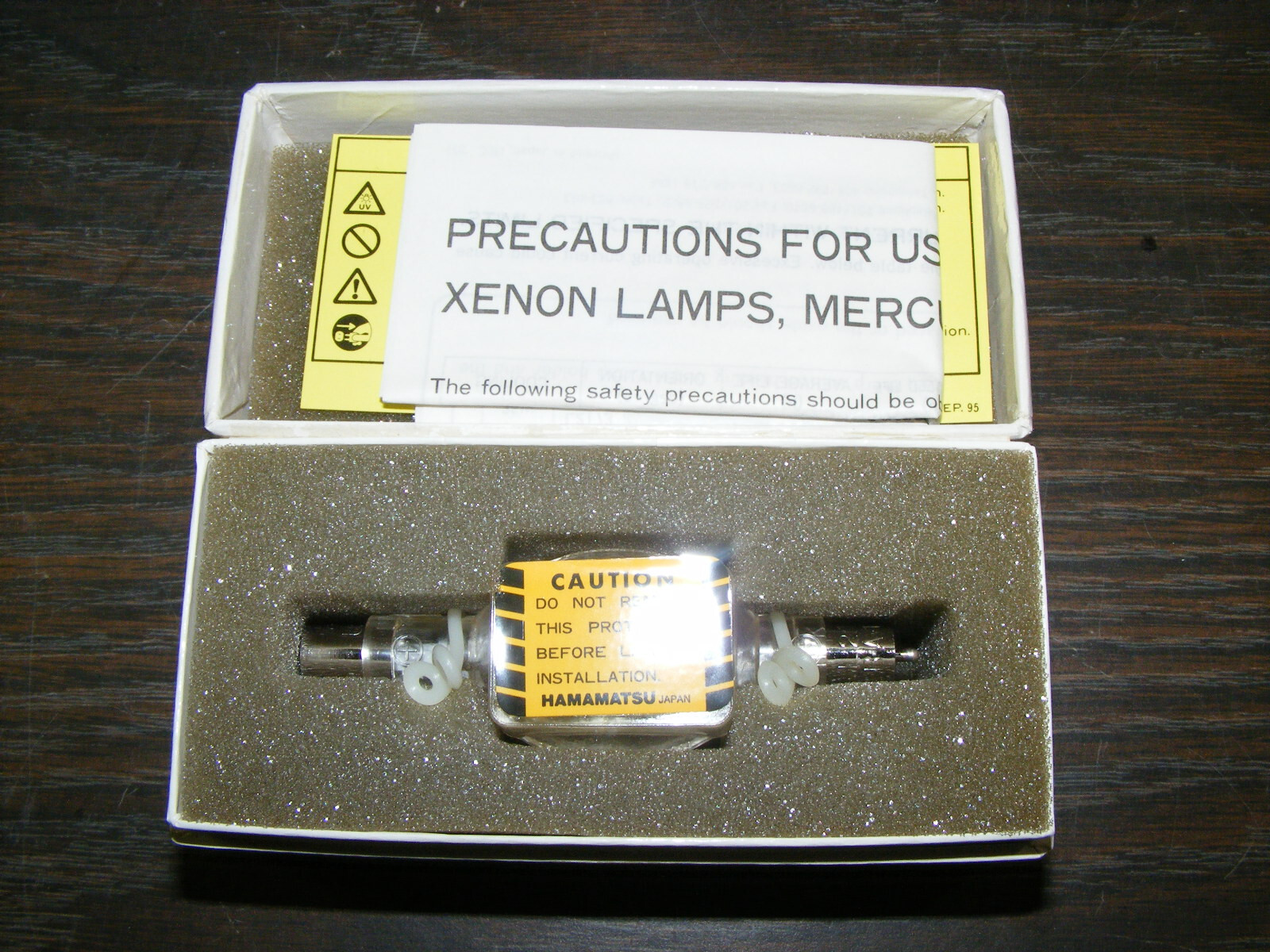 Hamamatsu L2174 Xenon Lamp NOS (a34) (a)