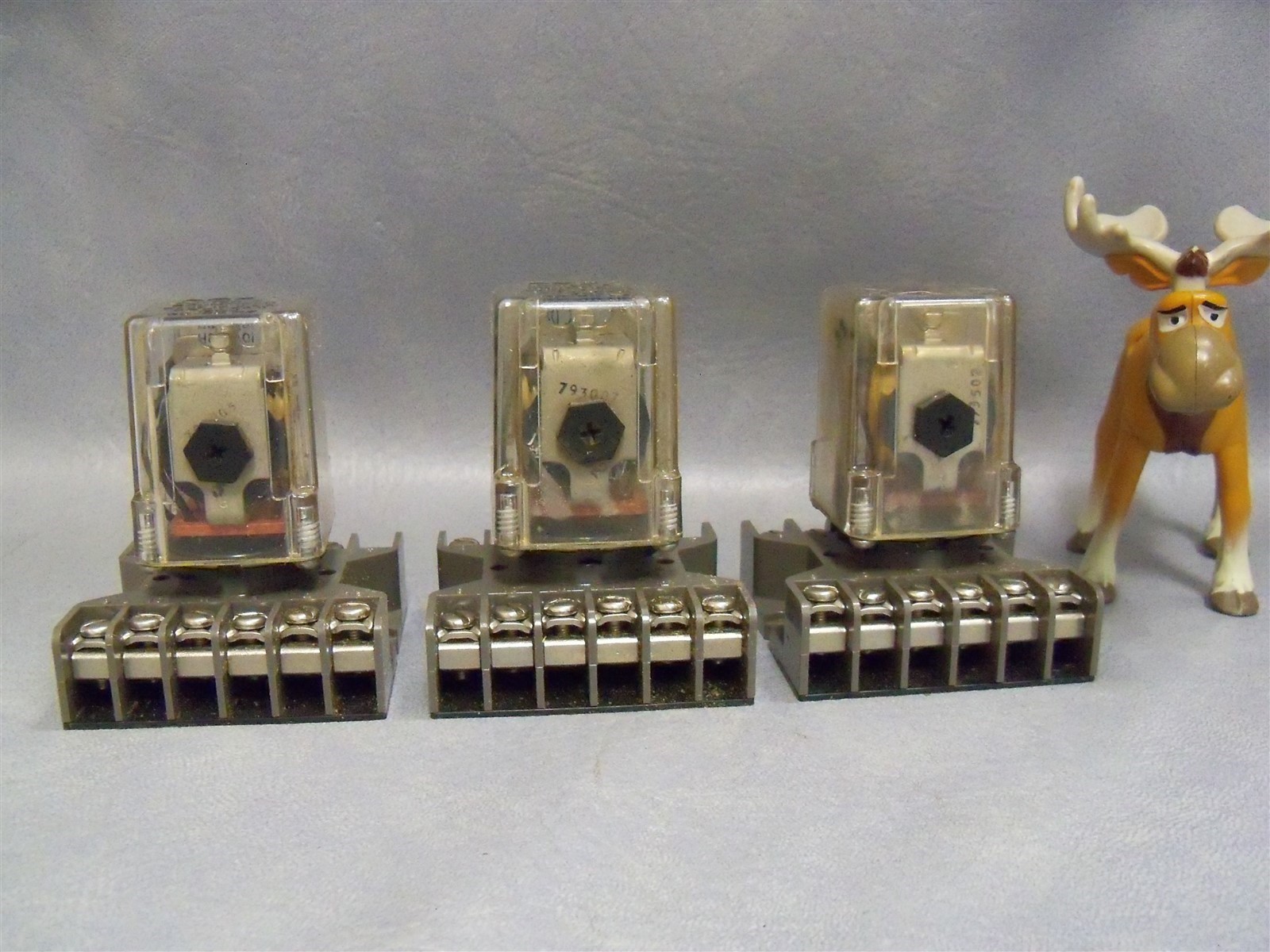 KRP14AG Potter & Brumfield Relay 120V with 27E123 Base – Lot of 3