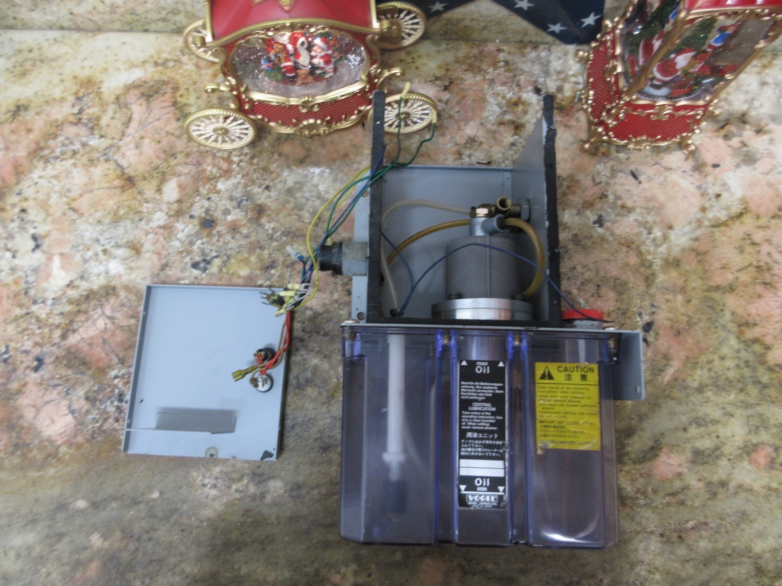 WASINO LG-7 NSK VOGEL OAE 0AE CG-0714 LUBRICATION SYSTEM LUBRICATOR TANK