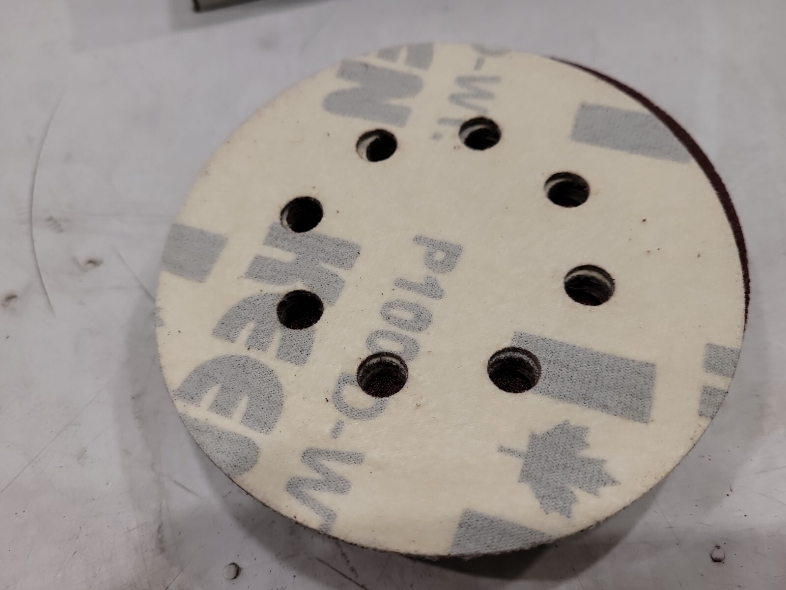 5″ HOOK & LOOP PAPER SANDING DISCS 8 HOLES AO100D GRIT KEEN QTY- 26!!!!