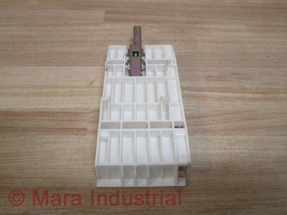 Allen Bradley 140DC1 Plate Adapter 140-DC1 (Pack of 3)