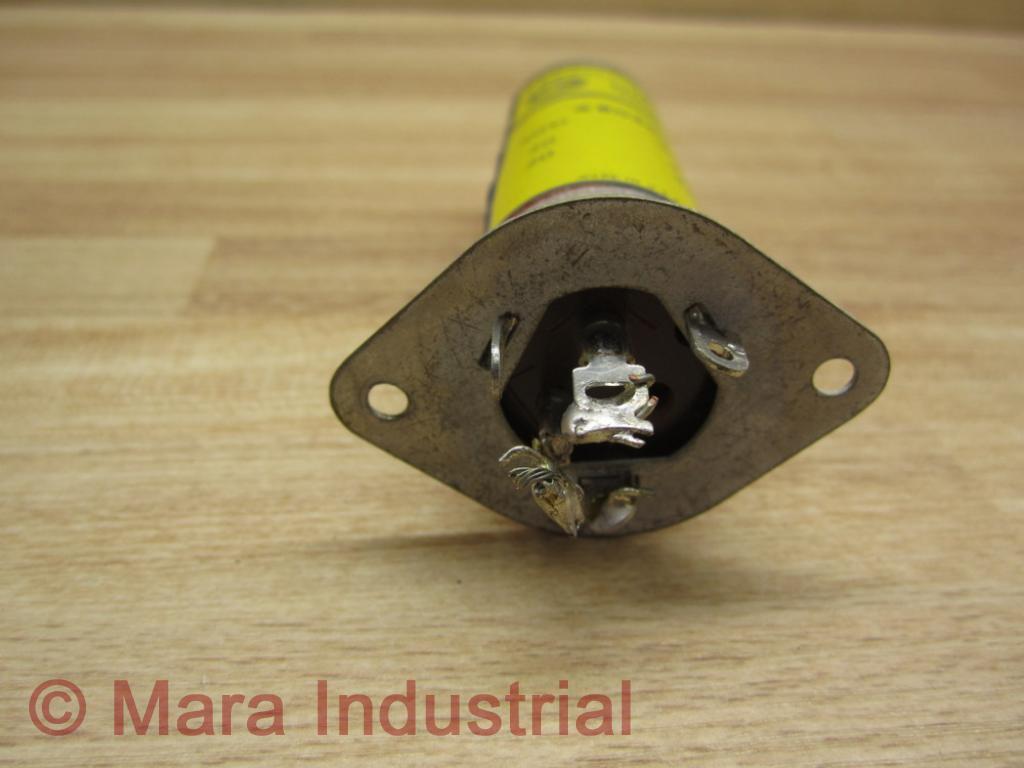 Cornell-Dubilier B0400 Capacitors