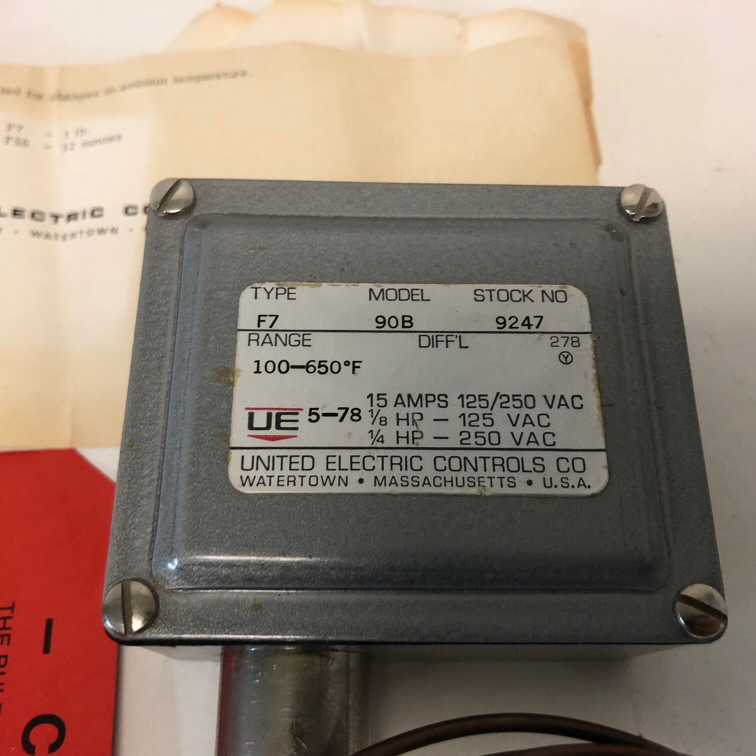 NEW OLD STOCK! UNITED ELECTRIC CONTROLS UE PRESSURE SWITCH 100-650F F7-90B-9247
