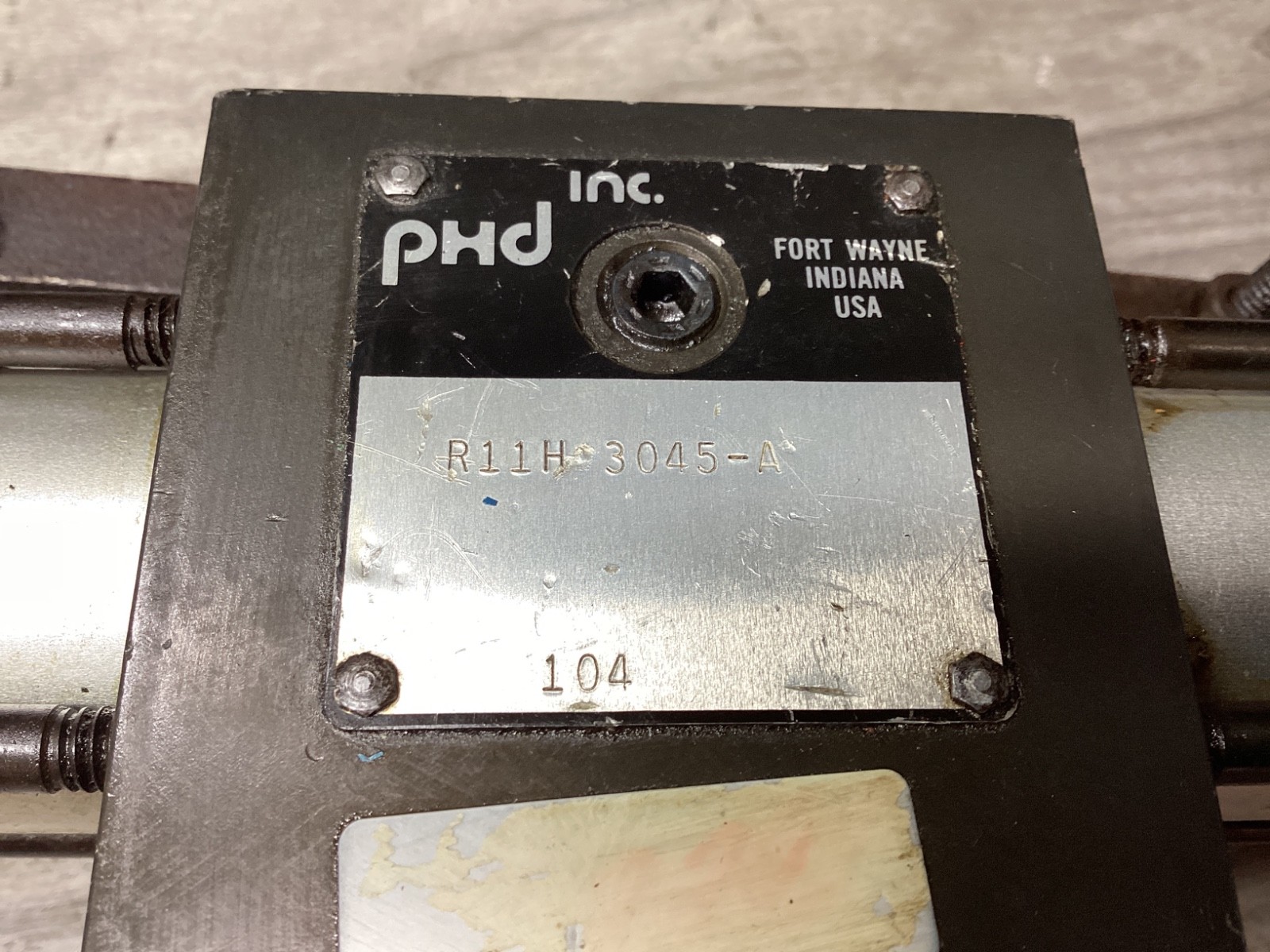 PHD R11H3045-A ROTARY ACTUATOR #105A149PR2