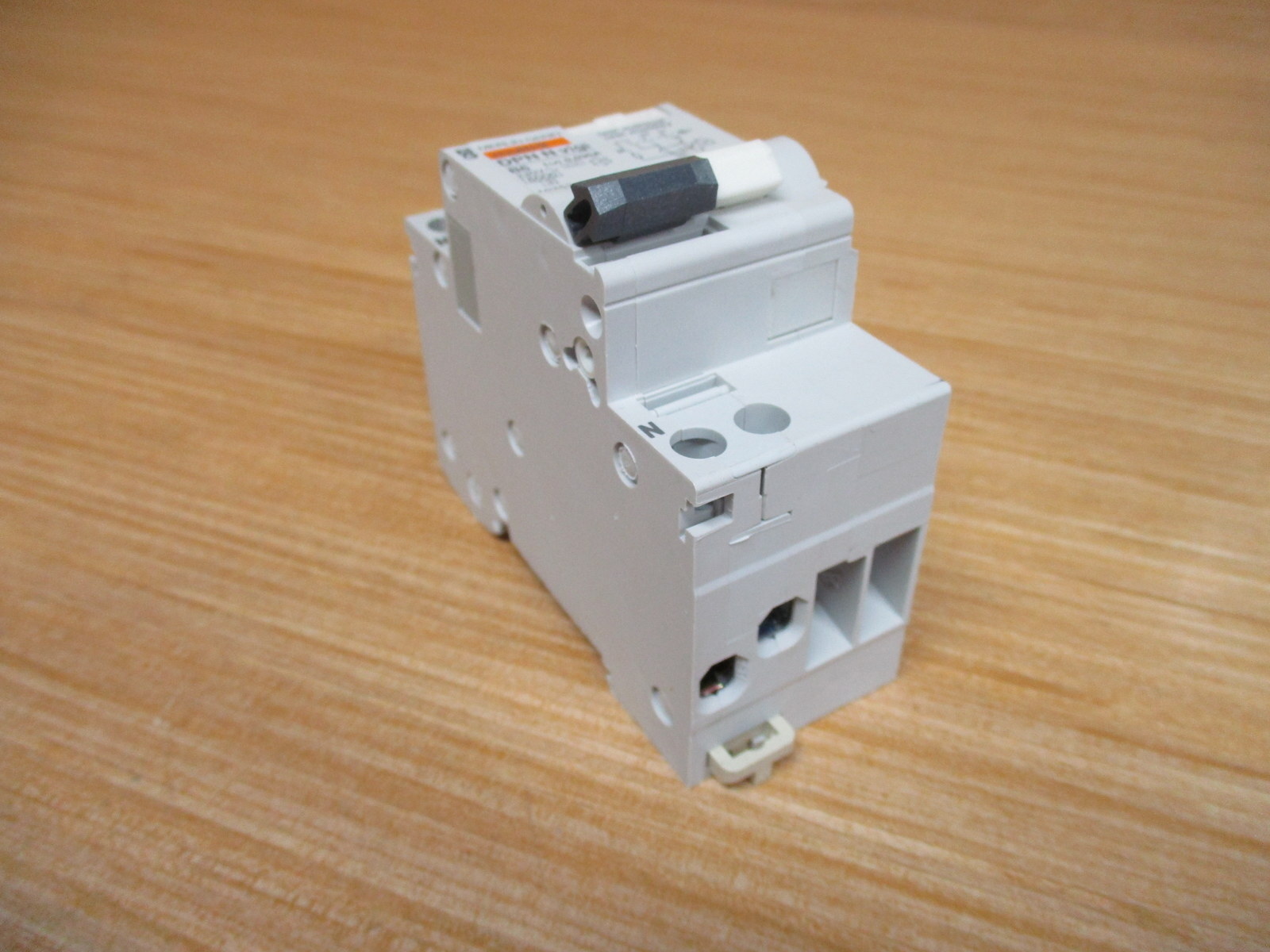 Merlin Gerin 19753 Square D Circuit Breaker Schneider MG19753 (Pack of 6)