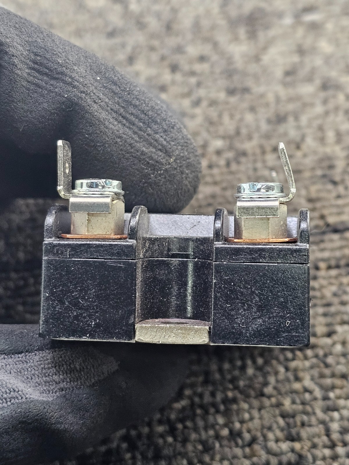 Crydom D2410FPG-10: Solid-State Relay, Control Voltage 3-32 VDC