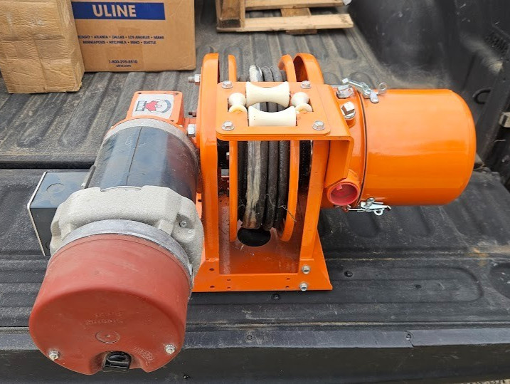 Gleason Pentant Reel P14-33-08-25-CSA 50ft 12awg Type SOW 150 F.P.M. NEW