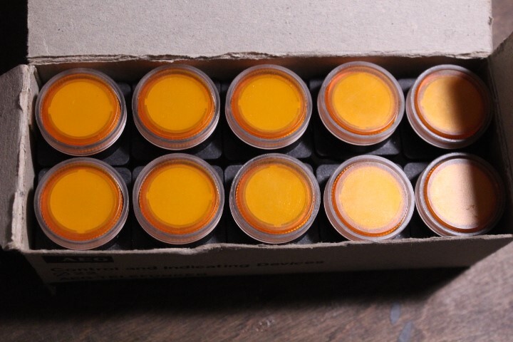 NEW AEG Square Amber Illuminated Push Button Box of 10 *FREE SHIPPING*