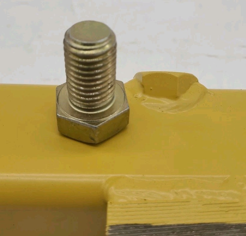 Topcon 9060-1167 Assembly 3-Bolt / 3-Pad ‘L’ Bar Bracket for Machine Control