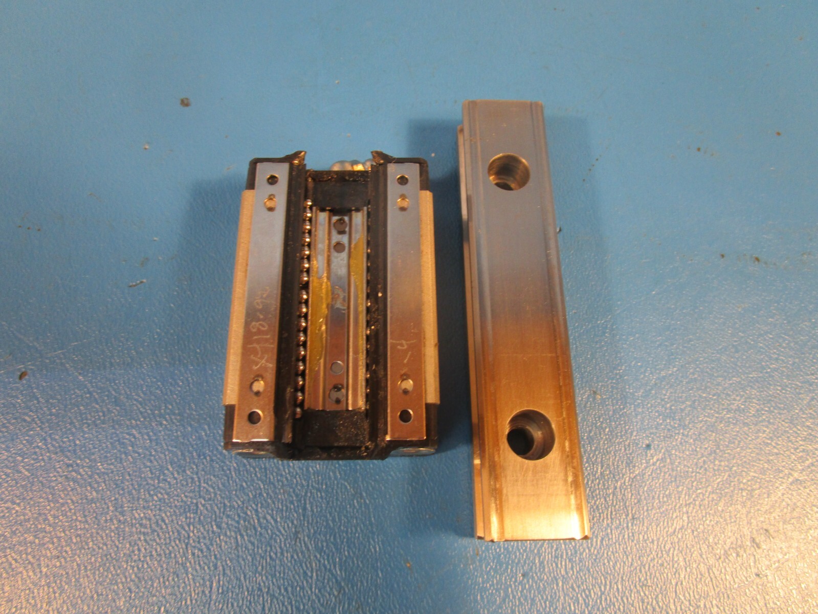 THK SR20W1SS C1 + 100L, One SR20W Linear Guide Block on a 100mm Rail
