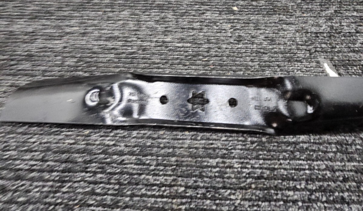 (QTY 3) MTD 742-05052 50” DECK 127CM LAWN MOWER BLADE Black