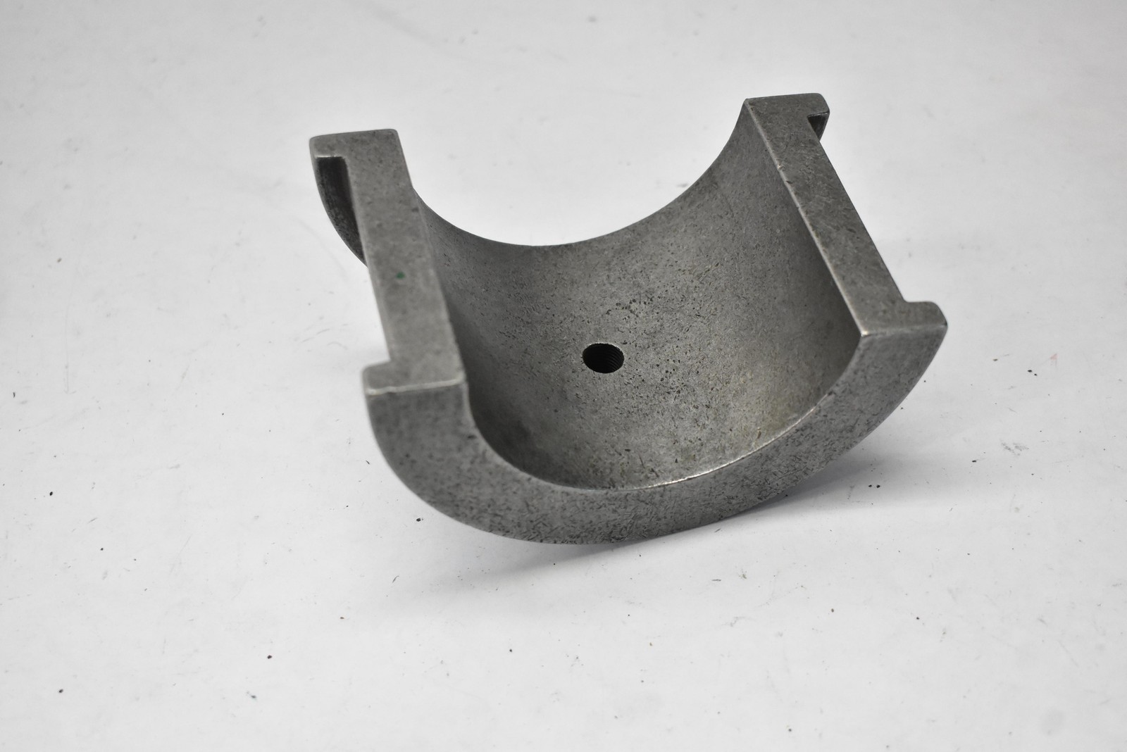 Martin CHB2206MHI-0 Split Bushing Cast Metal 2 Halves 1pc Replacement Part