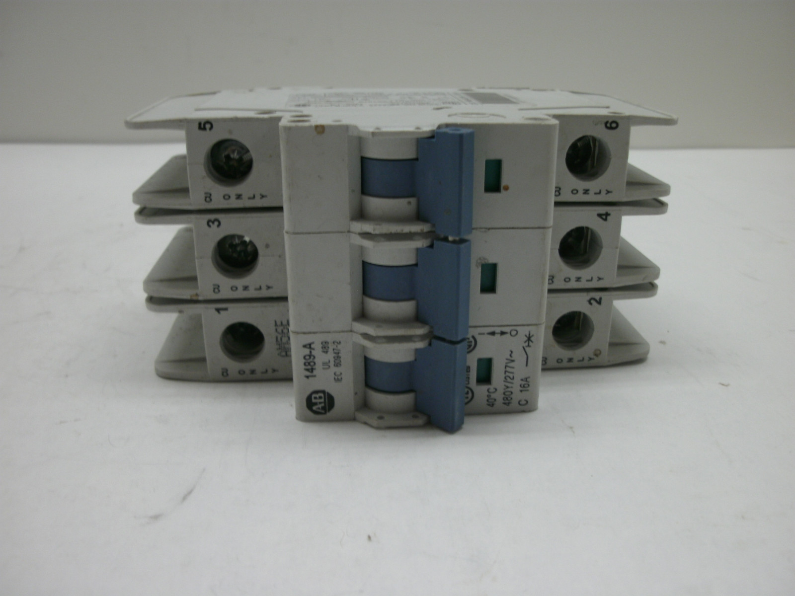 ALLEN BRADLEY 1489-A3C160 SER A CIRCUIT BREAKER 16 AMP 3 POLE 480Y/277V~