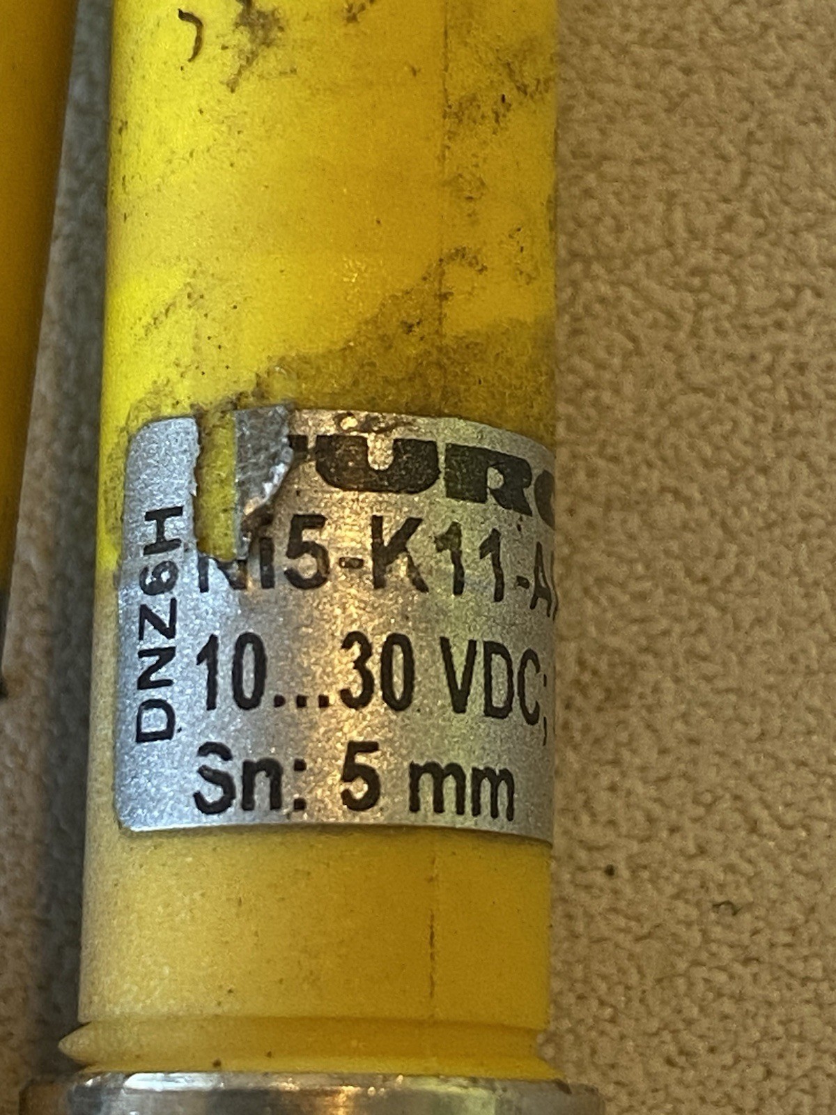 Lot Of 2 TURCK Ni5-K11-AP6X-H1141 Proximity Sensor