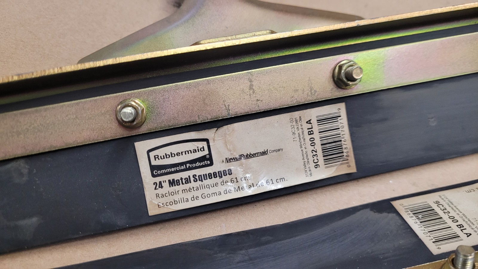 Lot Of 2 Rubbermaid 9C32-00 BLA 24″ Metal Squeegees W/ Rubber Blade