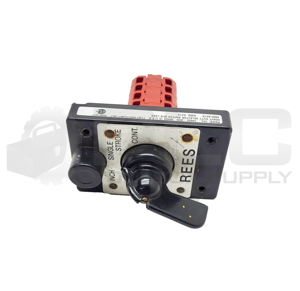REES 04926-300 HEAVY DUTY SELECTOR SWITCH W/P LOCK