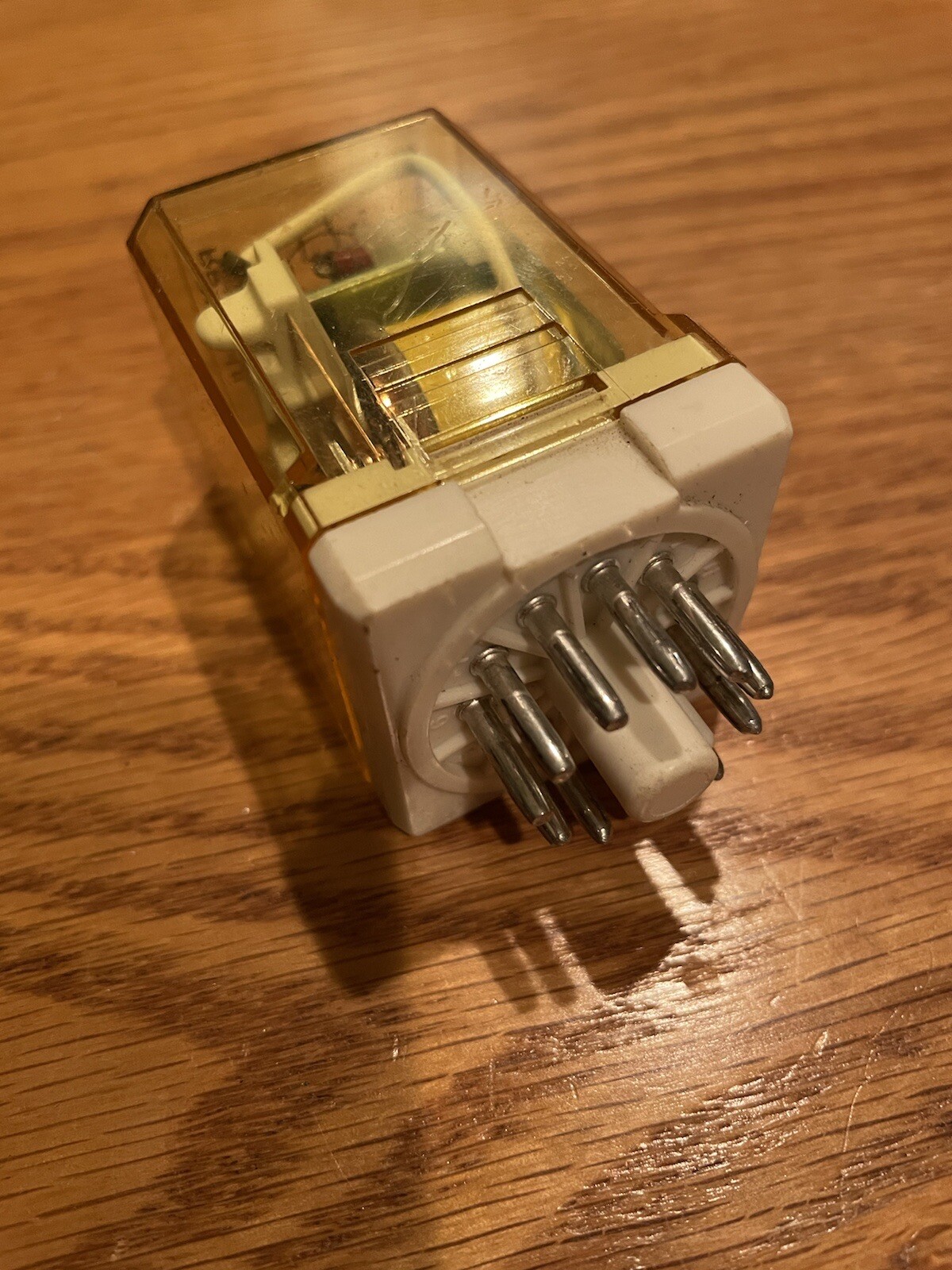 New Old Stock idec relay-UL 120V AC w/ SR3P-06 relay socket