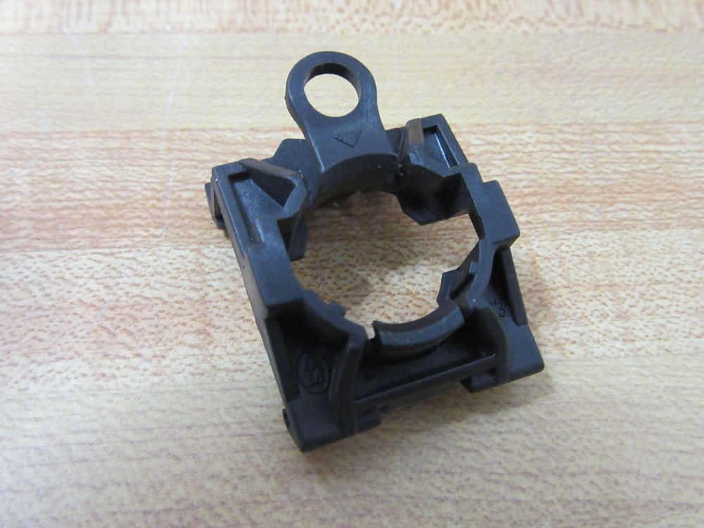 Eaton Moeller Klockner BE3 Mounting Bracket A22-BE3 (Pack of 2)
