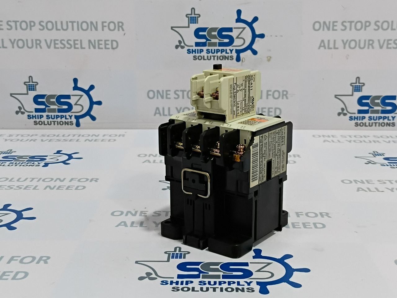 Fuji SC-5-1 [19] Contactor With Aux. Relay SZ-A11 Coil Vol. 210V/250V 50/60Hz