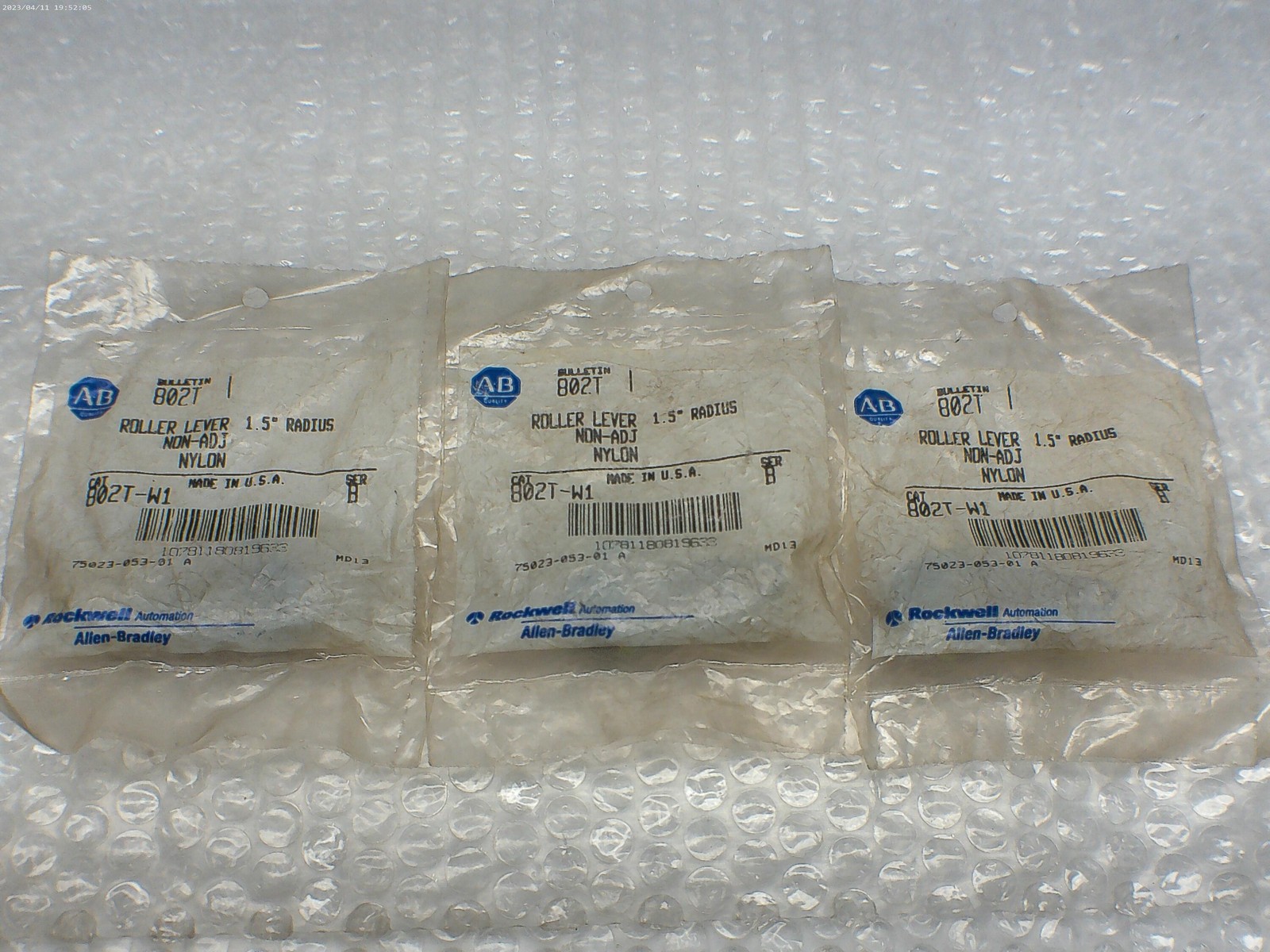 ALLEN BRADLEY 802T-W1 SER. B ROLLER LEVER LOT OF 3 NSMP
