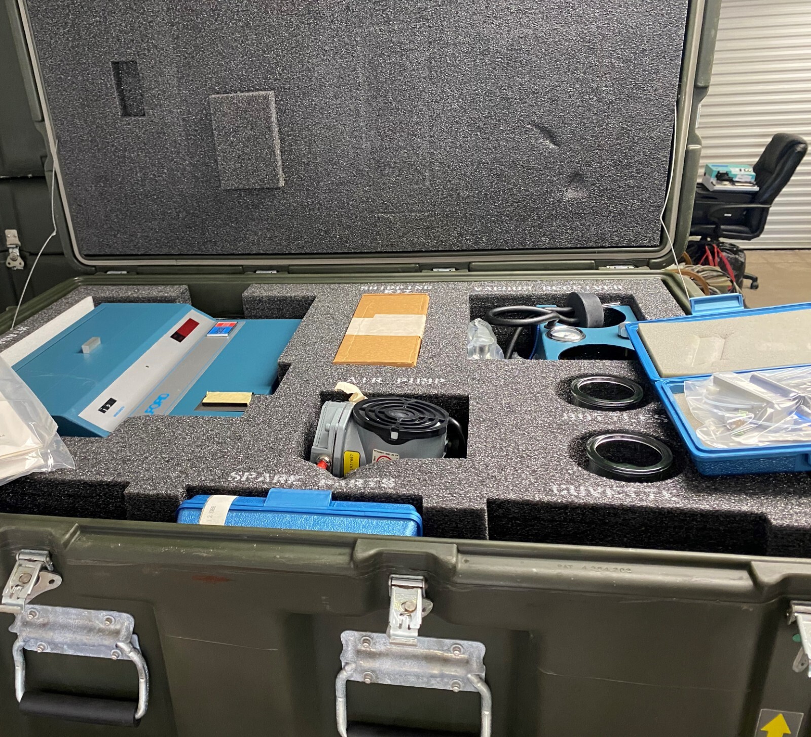 GILFORD VISIBLE ONLY SPECTROPHOTOMETER STASAR III BRAND NEW STILL ORIGINAL CASE 