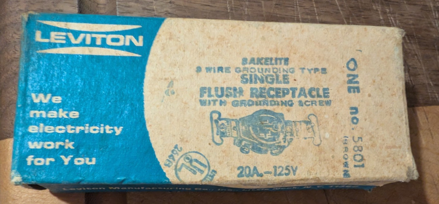Leviton 5801 Brown Bakelite Single Flush Receptacle 20A 125V NOS—Original Box