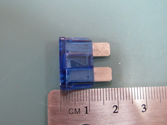 BUSSMAN BK/ATC-15 Qty of 100 per Lot 15A AC 32V DC Fuse Automotive Holder Blade