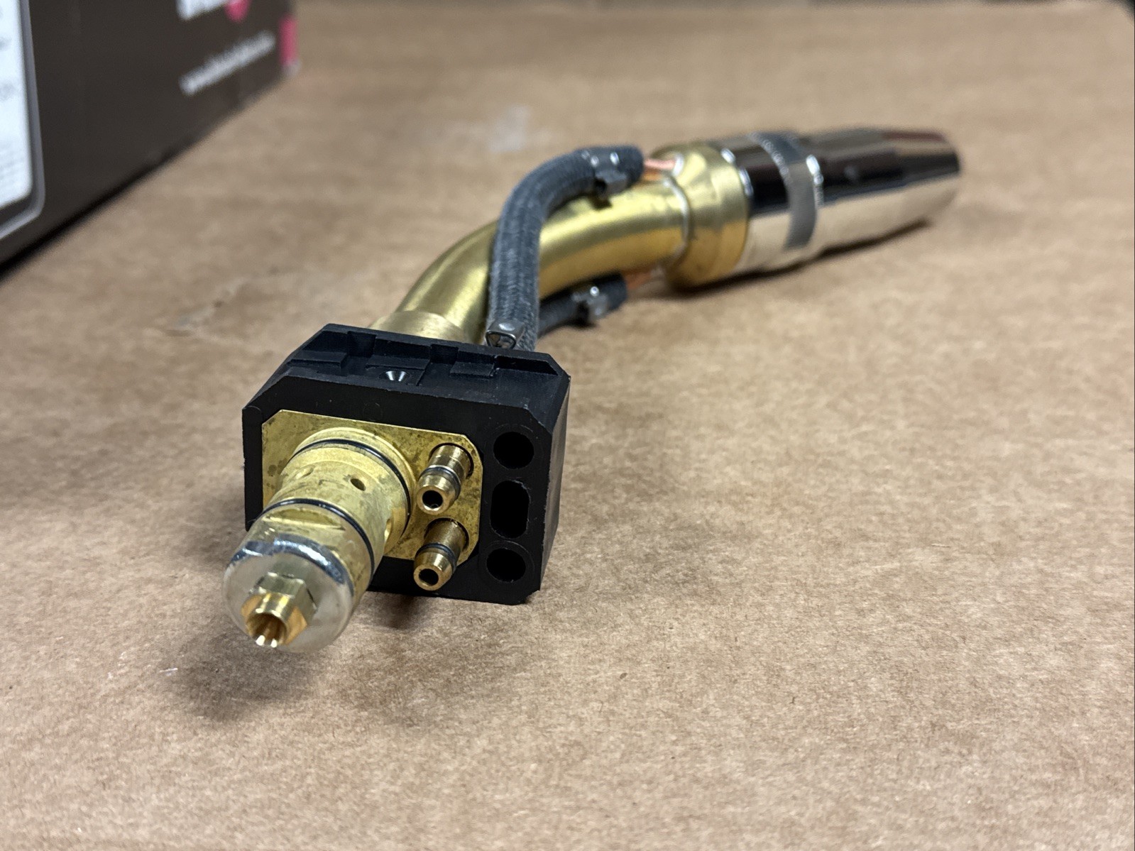 NEW Abicor Binzel FP-WH6-3545LX-H MIG / MAG Torch ROBOWH652T 45D WB2 FANUC 120IC